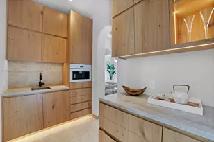 10061 SW 60th Ct, Pinecrest, FL 33156 - Photo 13