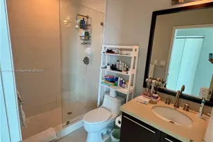 7930 East Dr, North Bay Village, FL 33141 - Photo 23
