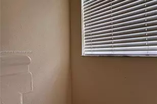 1033 SW 144th Ave, Pembroke Pines, FL 33027 - Photo 13