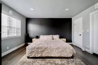 609 NE 13th Ave #302, Fort Lauderdale, FL 33304 - Photo 9