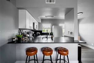 609 NE 13th Ave, Fort Lauderdale, FL 33304 - Photo 3