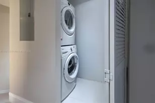 5252 NW 85th Ave, Doral, FL 33166 - Photo 29