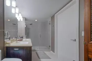 5252 NW 85th Ave, Doral, FL 33166 - Photo 15