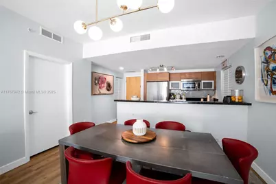 253 NE 2nd St #1201, Miami, FL 33132 - Photo 23