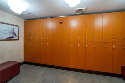 253 NE 2nd St #1201, Miami, FL 33132 - Photo 55