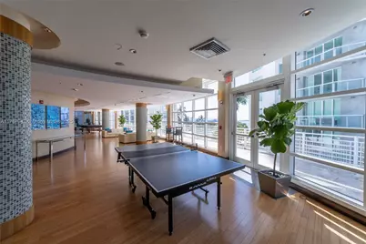 253 NE 2nd St #1201, Miami, FL 33132 - Photo 39