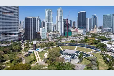 253 NE 2nd St #1201, Miami, FL 33132 - Photo 3