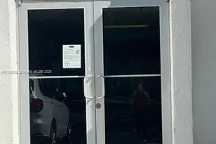 484 NW 165th St Rd, Miami, FL 33169 - Photo 7