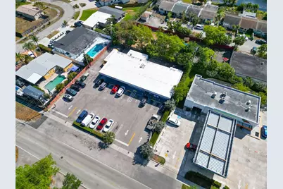 17851 NW 78th Ave, Hialeah, FL 33015 - Photo 15