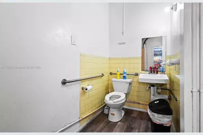 17851 NW 78th Ave, Hialeah, FL 33015 - Photo 41