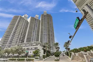 400 Alton Rd, Miami Beach, FL 33139 - Photo 19