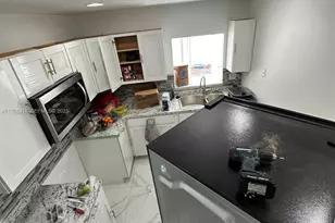 700 SW 80th Terrace, North Lauderdale, FL 33068 - Photo 3