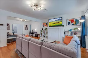 820 SW 26th Rd, Miami, FL 33129 - Photo 5