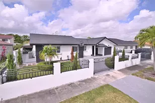 30 SW 136th Ave, Miami, FL 33184 - Photo 1