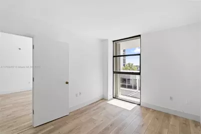 20505 E Country Club Dr #434, Aventura, FL 33180 - Photo 19