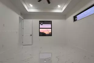 2122 NE 14th Pl, Cape Coral, FL 33909 - Photo 17