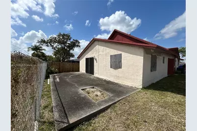 5416 Flagler St, Hollywood, FL 33021 - Photo 3
