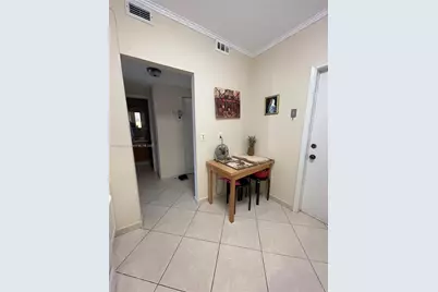 [Address not provided], Hallandale Beach, FL 33009 - Photo 27