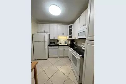 [Address not provided], Hallandale Beach, FL 33009 - Photo 25