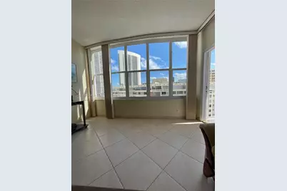 [Address not provided], Hallandale Beach, FL 33009 - Photo 11