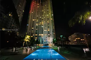 950 Brickell Bay Dr, Florida City, FL 33131 - Photo 25