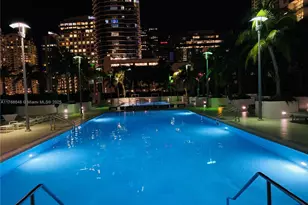 950 Brickell Bay Dr, Florida City, FL 33131 - Photo 33