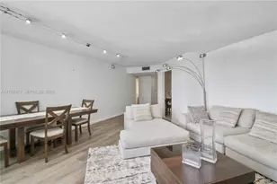 2750 NE 183rd St, Aventura, FL 33160 - Photo 11