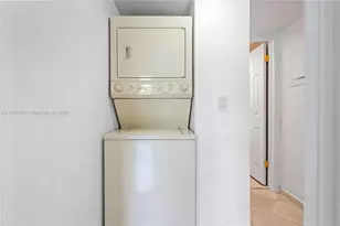 77 Crandon Blvd, Key Biscayne, FL 33149 - Photo 31