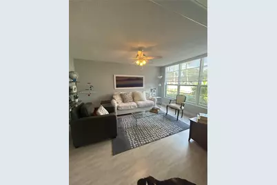 4017 N Cypress Dr #102, Pompano Beach, FL 33069 - Photo 5