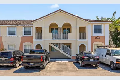 2731 SE 17th Ave #211, Homestead, FL 33035 - Photo 3