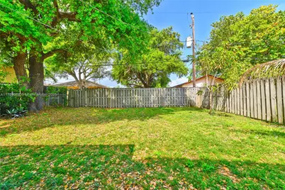 2243 Greene St, Hollywood, FL 33020 - Photo 23