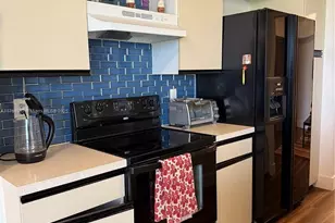 7300 Radice Ct, Lauderhill, FL 33319 - Photo 17