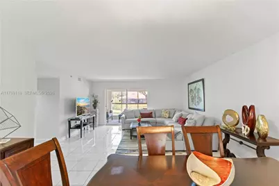5876 Regal Glen Dr #101, Boynton Beach, FL 33437 - Photo 3