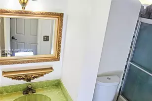 14241 Memorial Hwy, Miami, FL 33161 - Photo 27