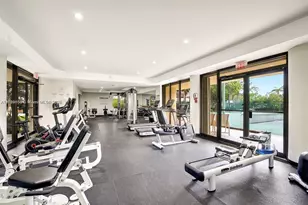 20191 E Country Club Dr, Aventura, FL 33180 - Photo 35