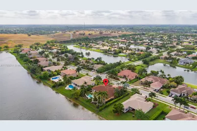 15045 SW 37th St, Davie, FL 33331 - Photo 5