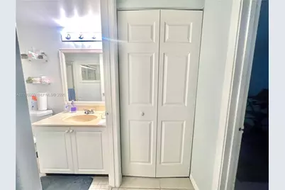 [Address not provided], Pembroke Pines, FL 33027 - Photo 15