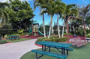 360 SE 37th Ter, Homestead, FL 33033 - Photo 29