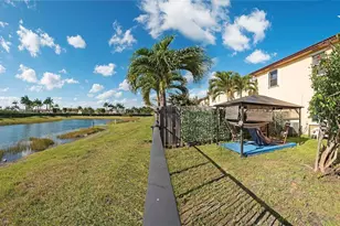 360 SE 37th Ter, Homestead, FL 33033 - Photo 23