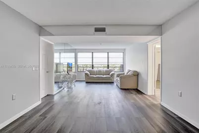 3515 Village Blvd #105, West Palm Beach, FL 33409 - Photo 7