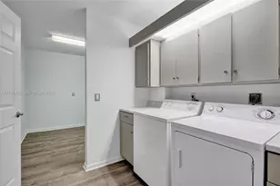 3515 Village Blvd, West Palm Beach, FL 33409 - Photo 31