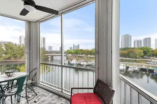 200 Diplomat Pkwy, Hallandale Beach, FL 33009 - Photo 13