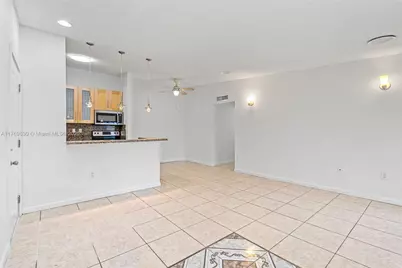 915 NE 199th St #202-15, Miami, FL 33179 - Photo 9