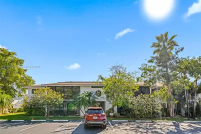 915 NE 199th St #202-15, Miami, FL 33179 - Photo 31