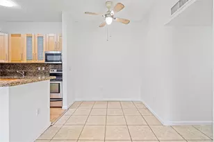 915 NE 199th St, Miami, FL 33179 - Photo 11