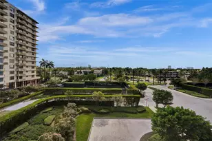 10201 Collins Ave, Bal Harbour, FL 33154 - Photo 39