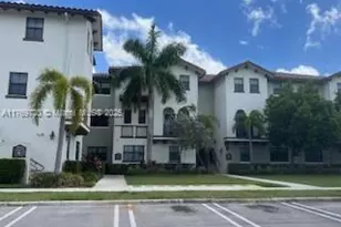 10630 NW 88th St, Doral, FL 33178 - Photo 11