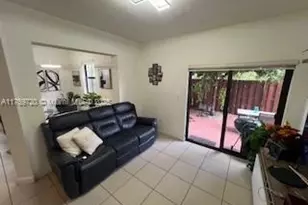 10630 NW 88th St, Doral, FL 33178 - Photo 23