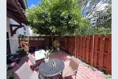 10630 NW 88th St #103, Doral, FL 33178 - Photo 31