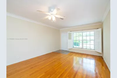 9441 Byron Ave, Surfside, FL 33154 - Photo 15